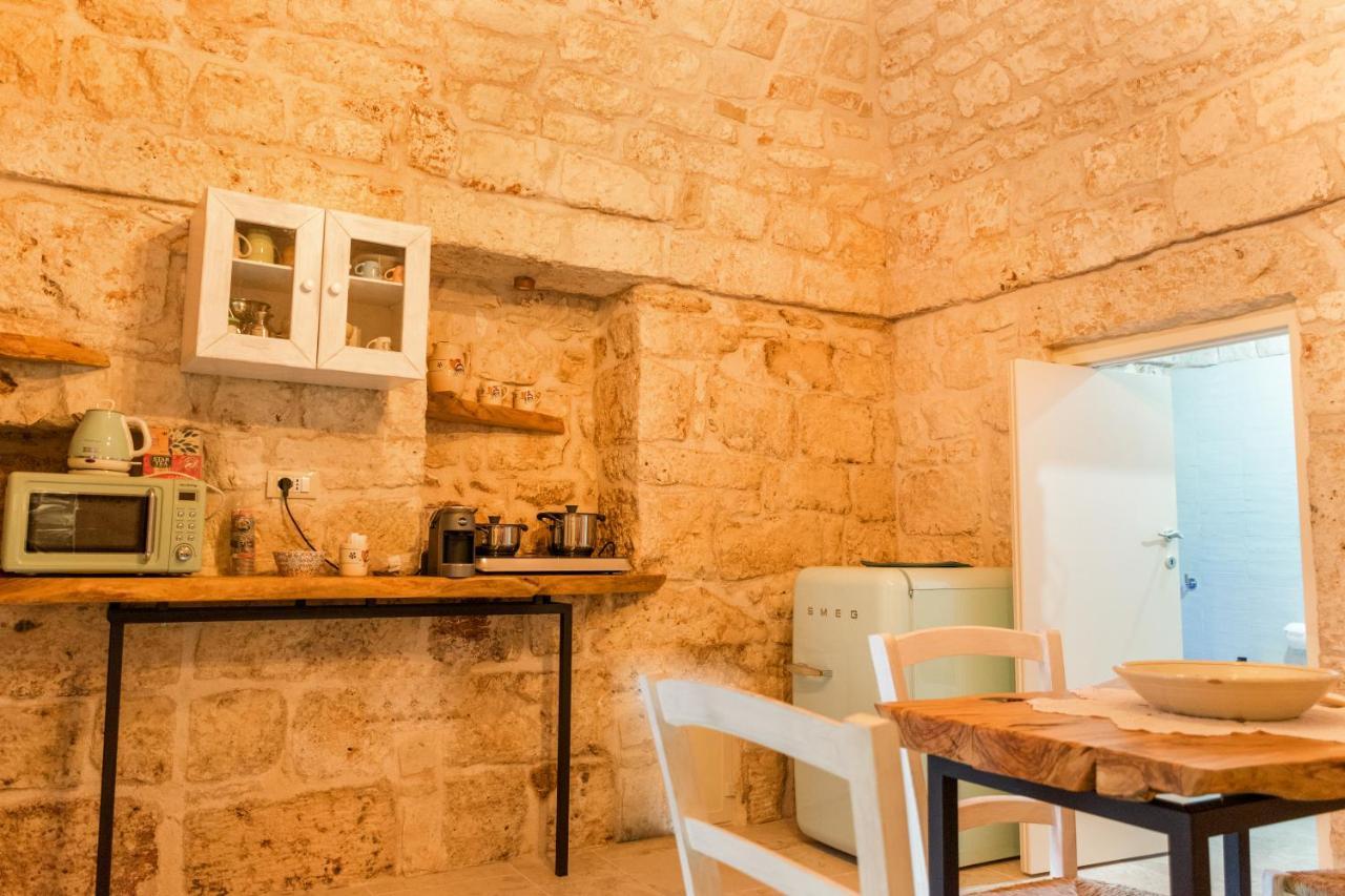 La Casedda - Apartment & Hydromassage Ceglie Messapica Exteriör bild